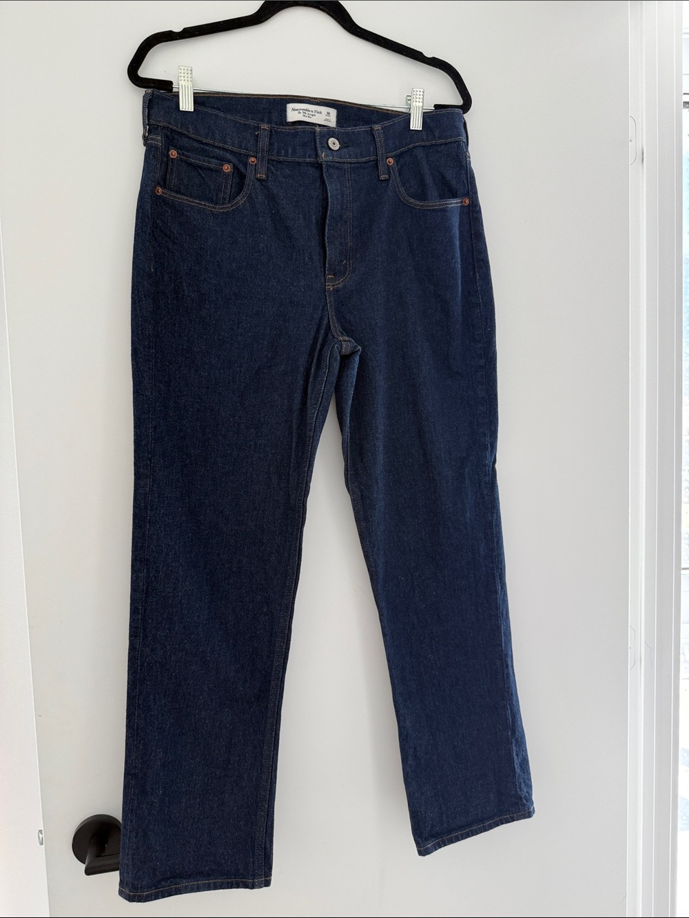 Abercrombie & Fitch The 90s Straight Leg Jeans Dark Wash Size  30